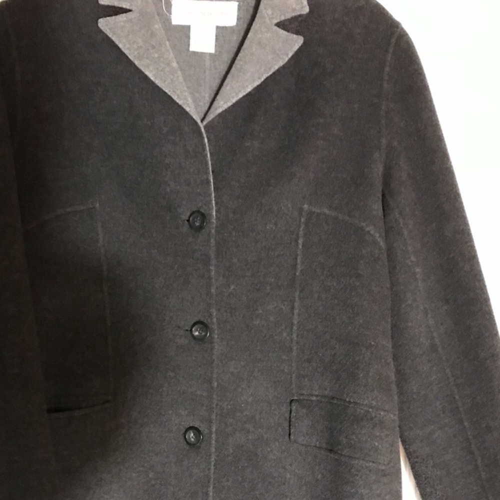 Jones New York Charcoal Light Weight ‘Coat